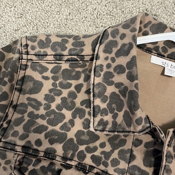 Nordstrom Leopard Print Denim Jacket by STS BLUE - Colbey Jacket - Picture 14 of 14